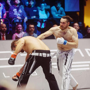 Karate Combat TKO Moment